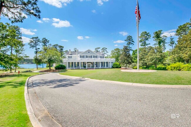 Building Photo - 32491 Water View Dr E