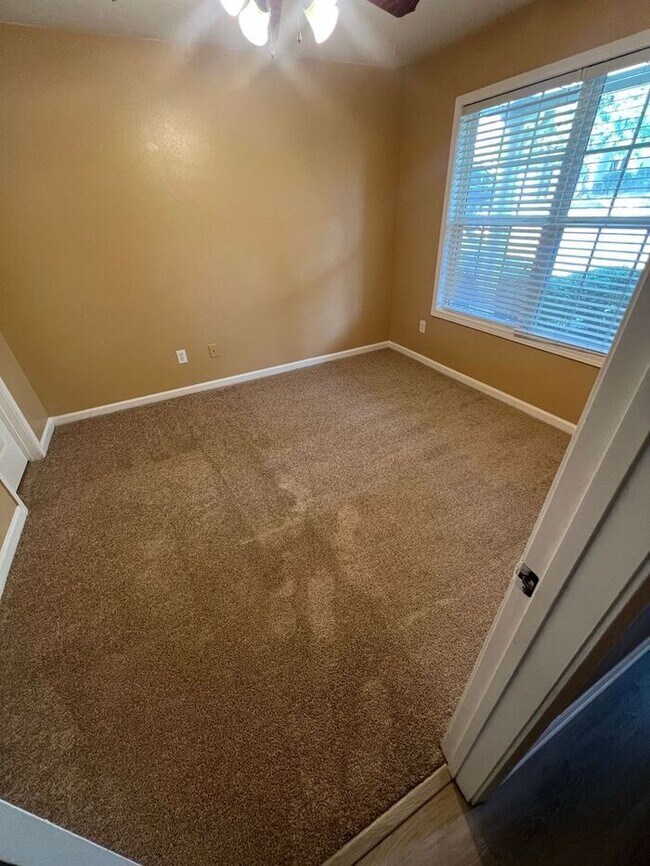Building Photo - !!!WARNING: AVOID SCAMS CONFIRM RENTAL AT ...