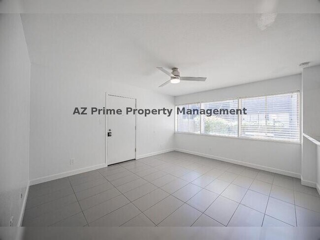 Building Photo - 1808 N 32nd St