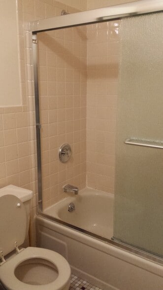 Building Photo - 1202 Merrywood Dr