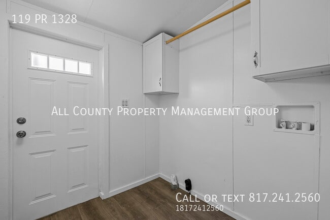 Building Photo - 119 Private Rd 1328