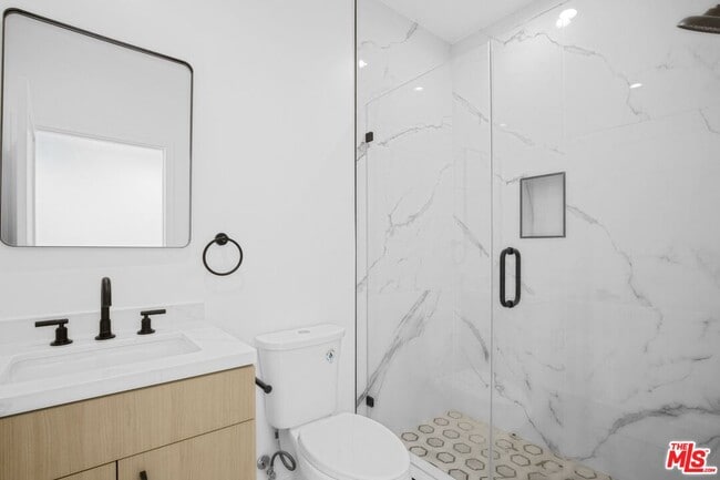 Building Photo - 10826 1/4 Hesby St