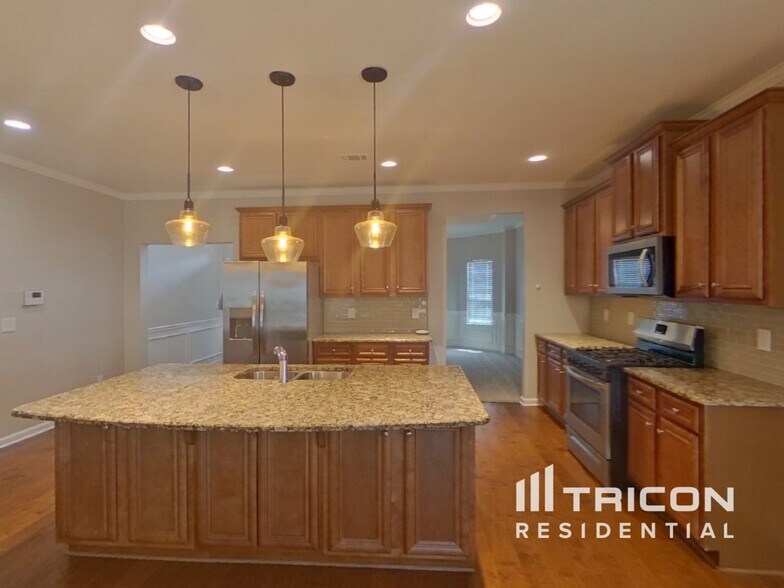 Building Photo - 7587 Crawford Ct