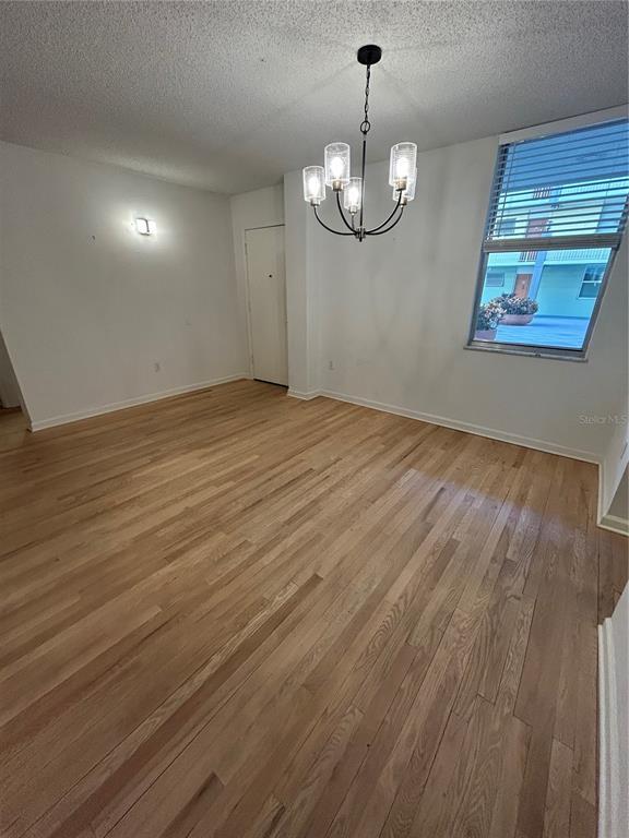 Building Photo - 690 Osceola Ave