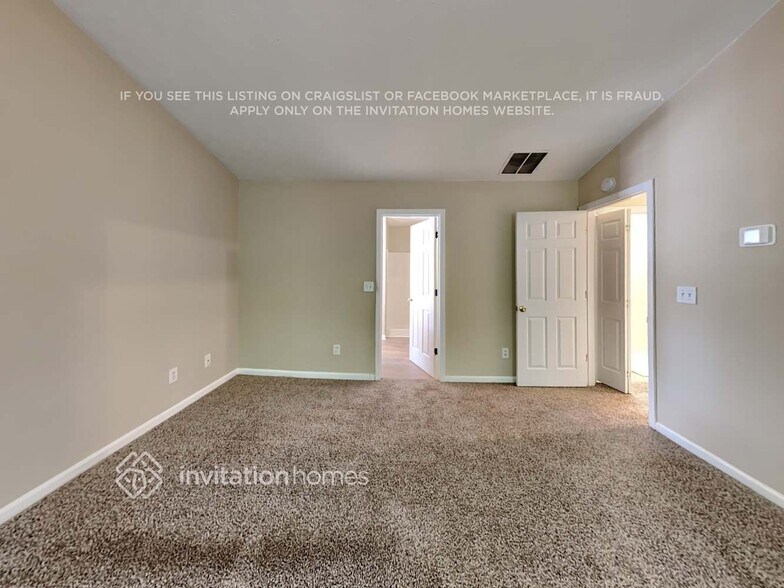 Building Photo - 208 Belmont Dr