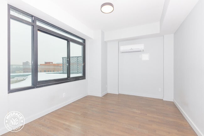 Building Photo - 594 Bushwick Ave