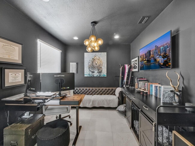 Building Photo - 6017 Newport Village Way