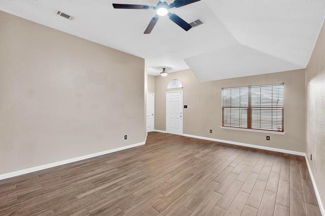 Building Photo - 6721 Waterlilly Dr