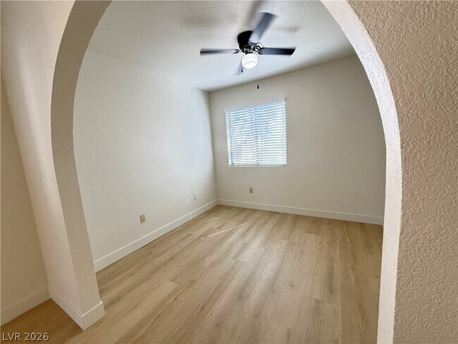 Building Photo - 4025 Delos Dr