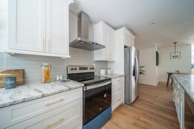 Building Photo - 3154 N Druid Hills Rd
