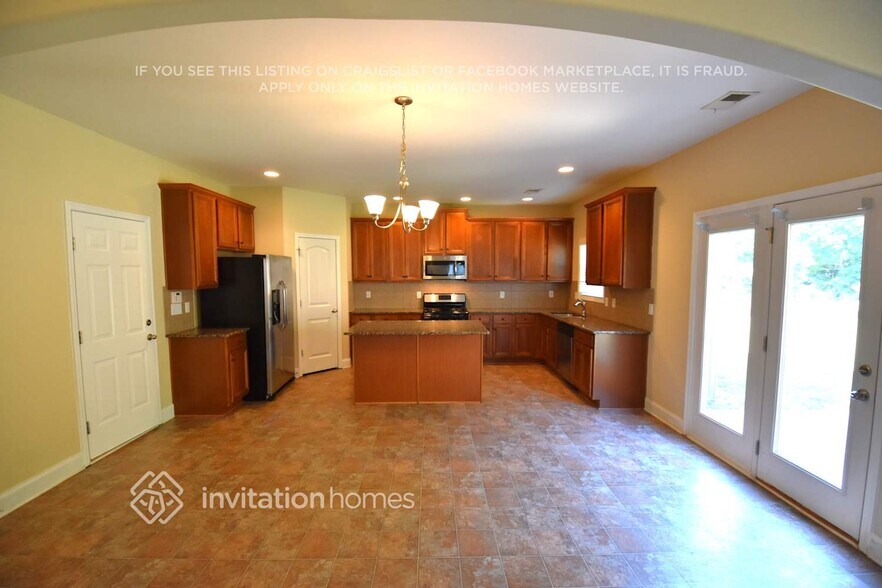 Building Photo - 5340 Hopewell Manor Dr