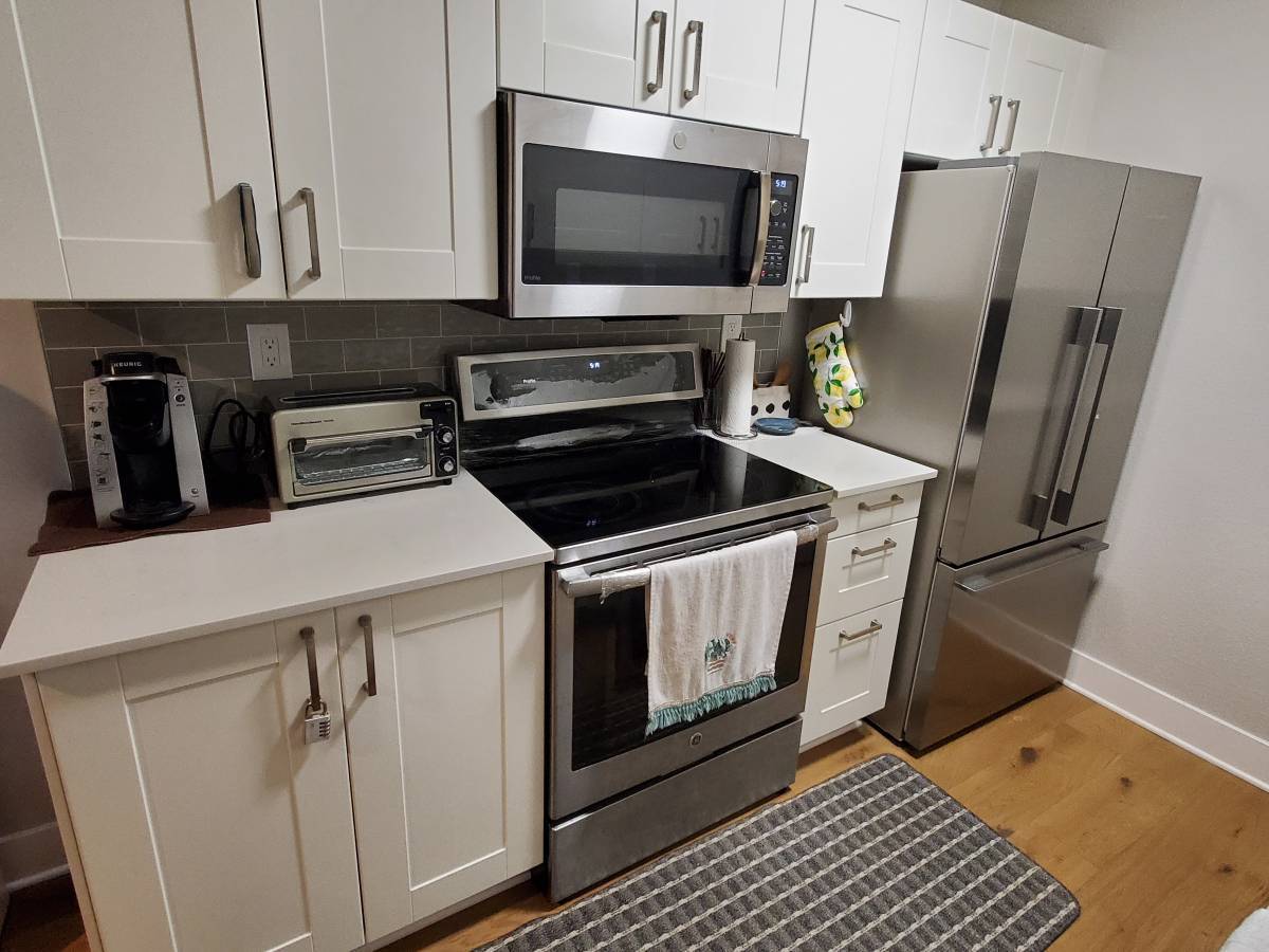 Kitchen - 26 Bayside Ct