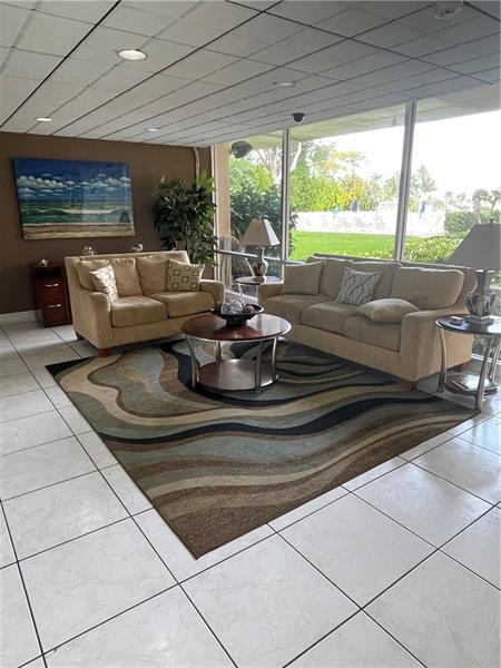 Building Photo - 740 S Federal Hwy