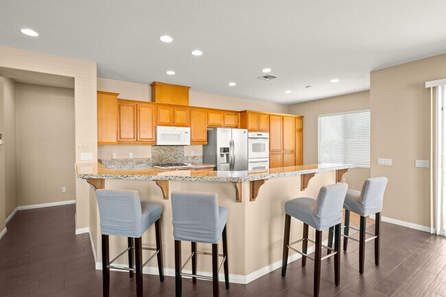 Building Photo - 82013 Cochran Dr
