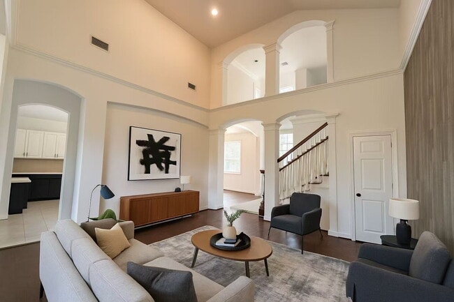 Building Photo - 6108 Autumn Point Dr