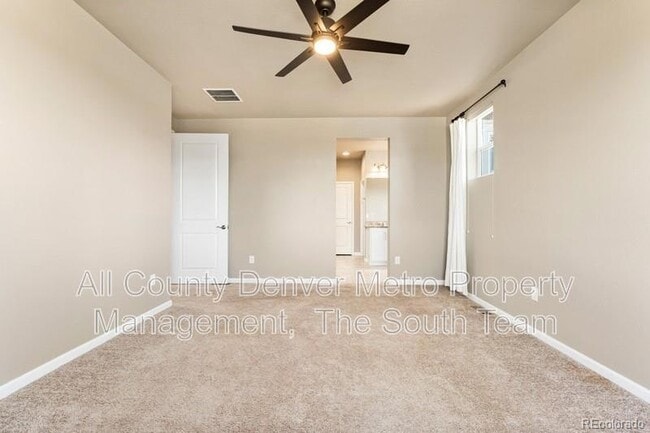 Building Photo - 536 E Fremont Pl