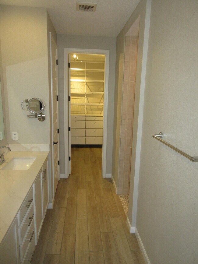 Building Photo - 8715 Sugarite Trail NE