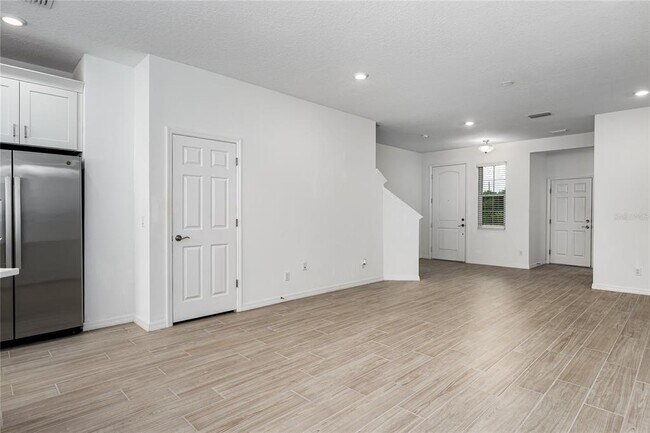 Building Photo - 254 Via Anina Dr