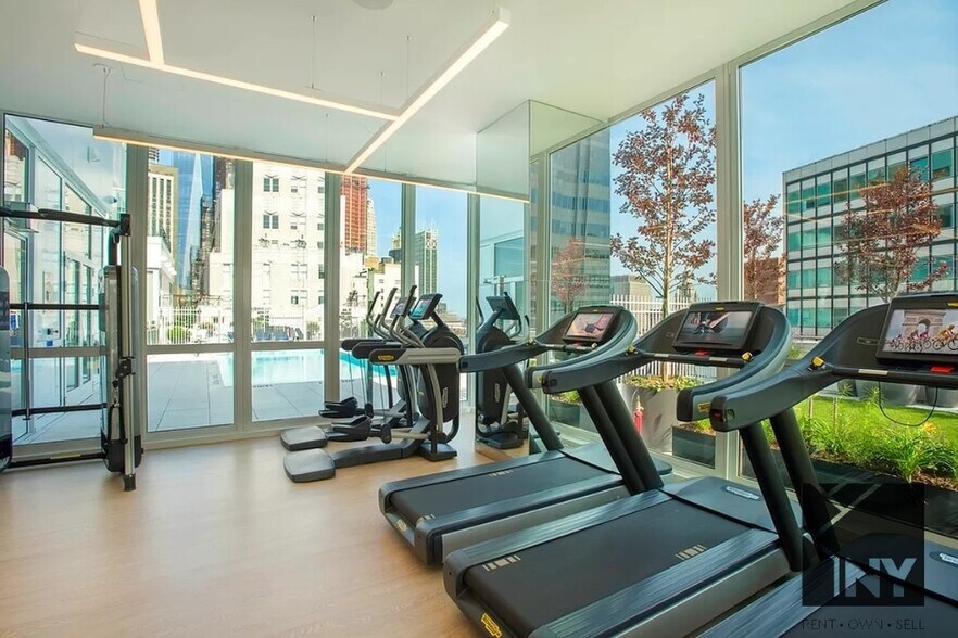 Building Photo - 15 Platt St