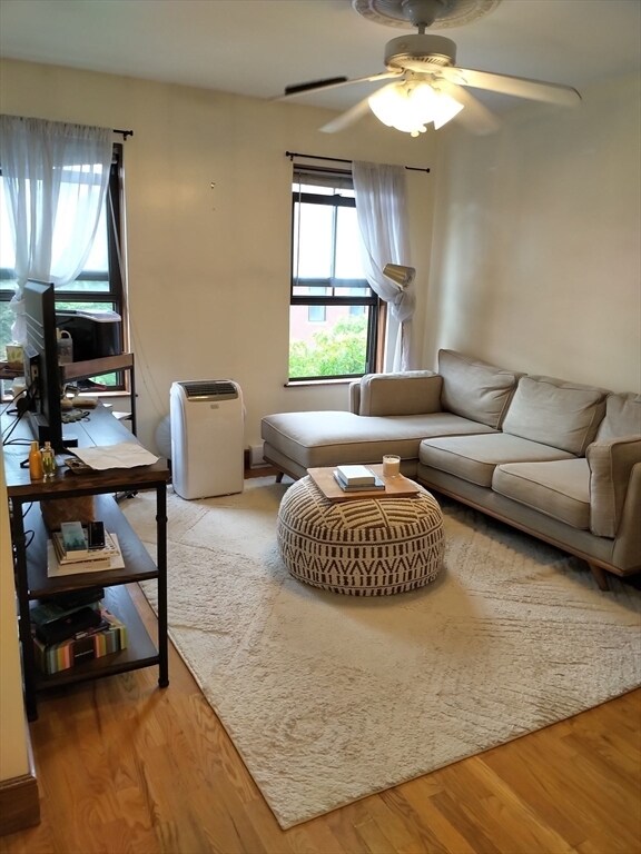 Primary Photo - 282 Shawmut Ave