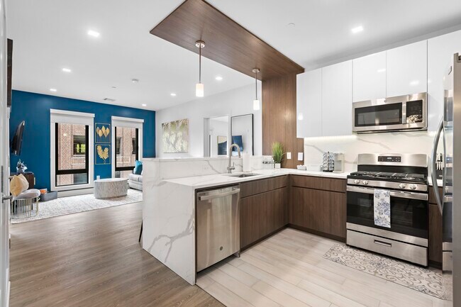 Building Photo - The William House