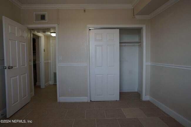 Building Photo - 311 W Ashley St