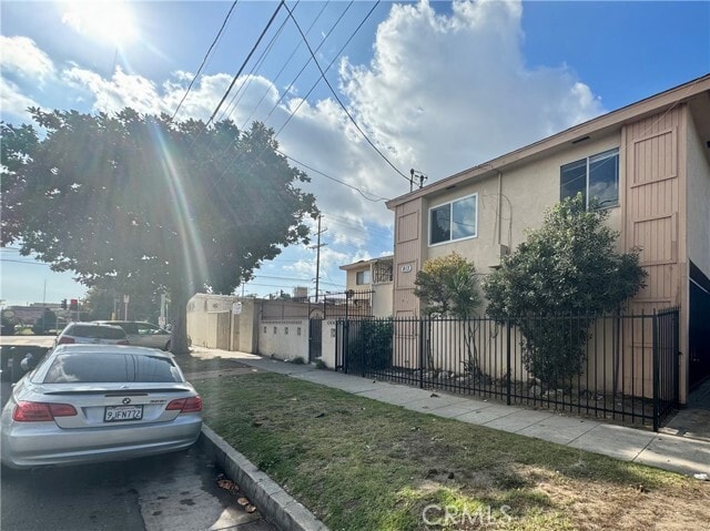 Primary Photo - 703 W Anaheim St