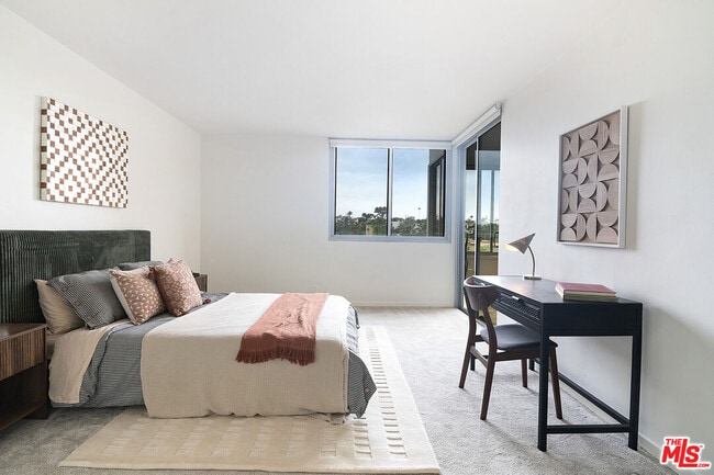 Building Photo - 8701 Delgany Ave