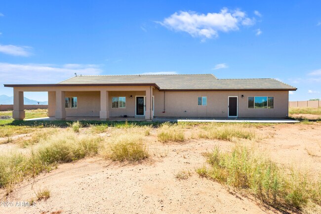 Building Photo - 8373 E Sunwing Ridge Dr