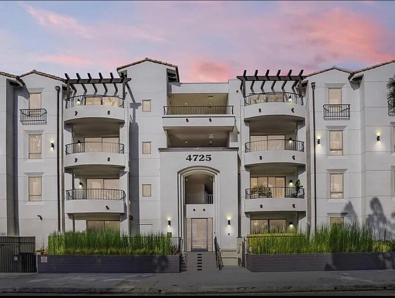 Building Photo - 4725 Radford Ave