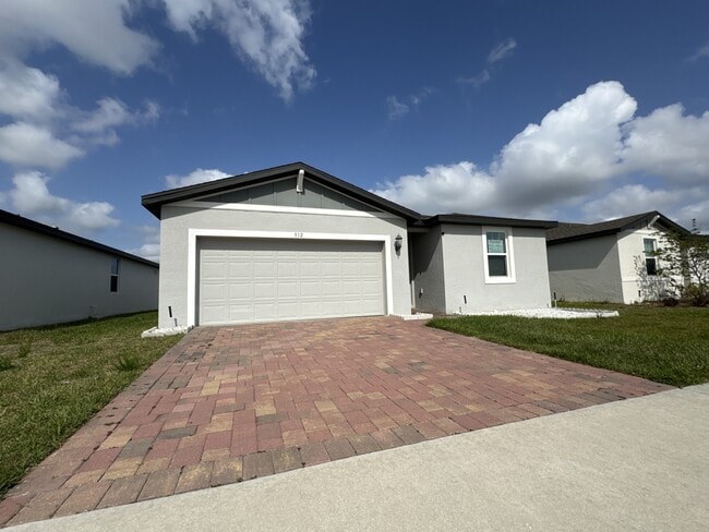 Building Photo - 512 Mckenna Dr