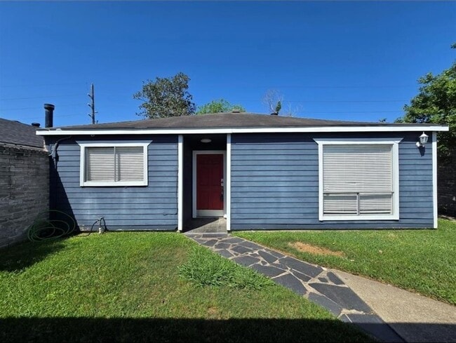 Building Photo - 3634 Kingsman Dr