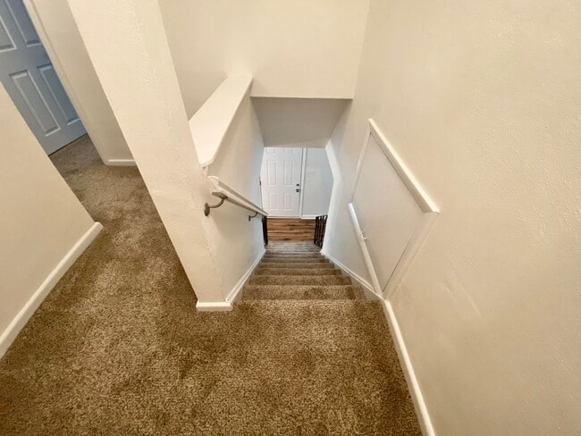 Building Photo - Ready 07-10-26! Great 3-bedroom home in Aragona Village! Stainless Steel Appliances, Granite Coun...
