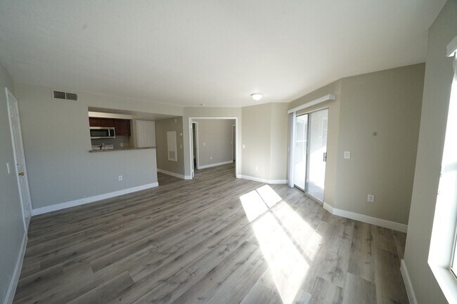 Building Photo - 6800 E Lake Mead Blvd