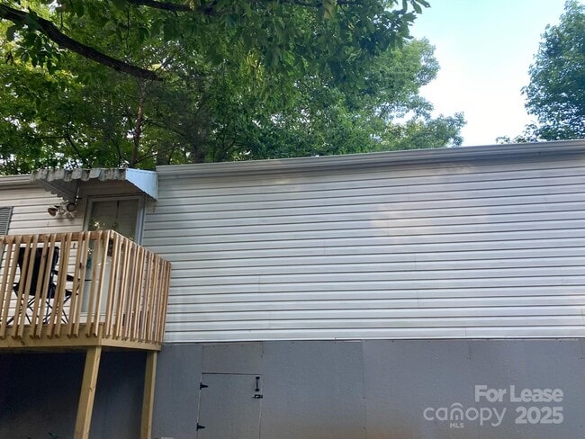 Building Photo - 3680 Berry Rd