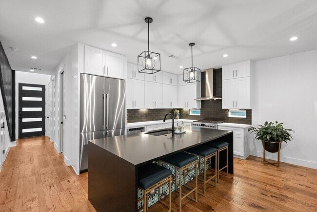 Building Photo - 1003 Taffy Ct