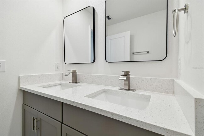 Building Photo - 5507 Rainwood Meadows Dr