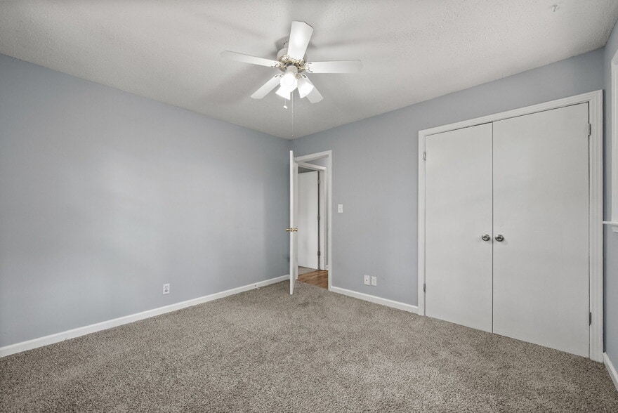 Building Photo - 167 Taft Dr