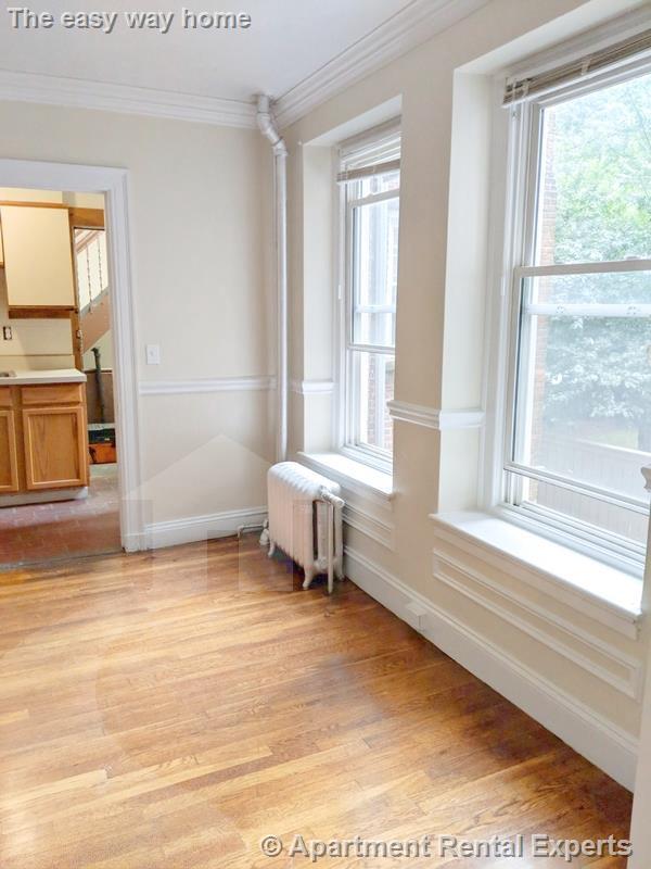 Building Photo - 7 Craigie Cir