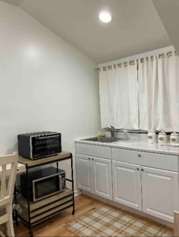 Building Photo - 1 Carlson Ct