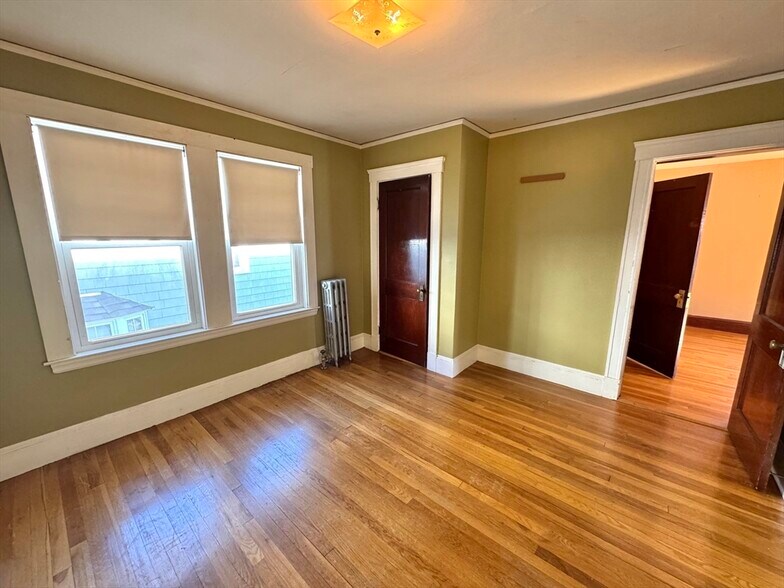 Building Photo - 81 Edenfield Ave