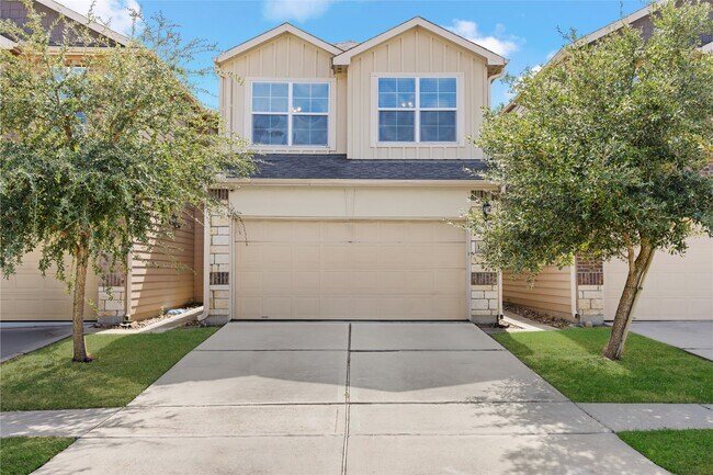 Primary Photo - 17123 Wilthorne Gardens Ct