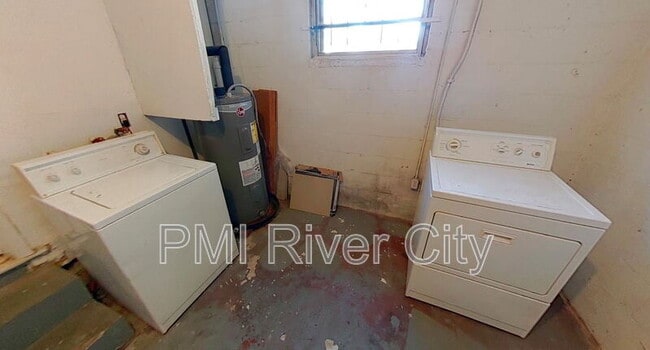 Building Photo - 7471 John F Kennedy Dr W