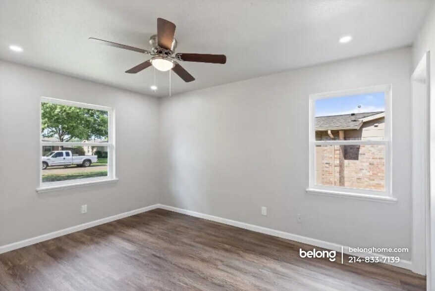 Building Photo - 819 Wateka Way