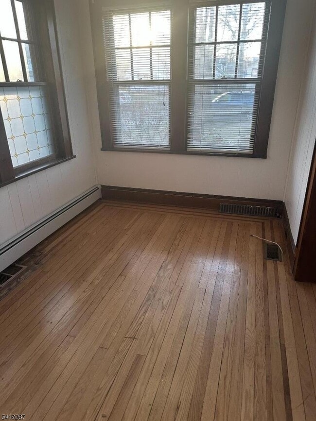 Building Photo - 325 Bogert Ave