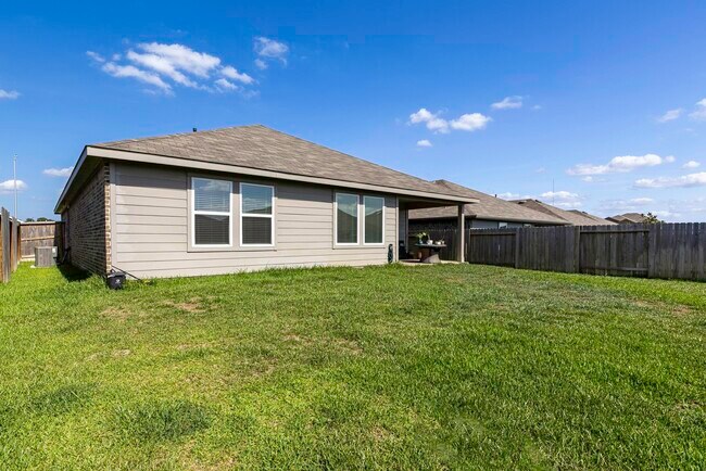 Building Photo - 40515 Crisp Beech St