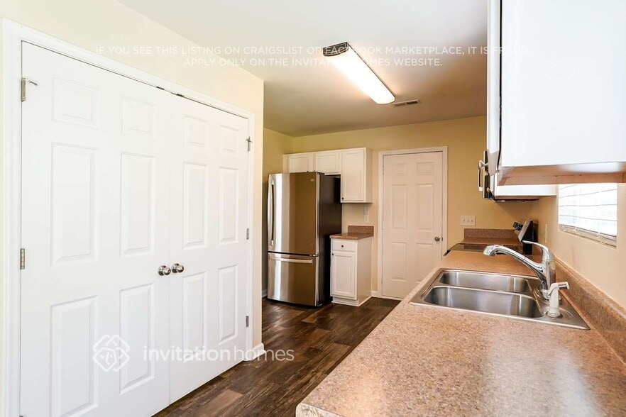 Building Photo - 3437 Ferdilah Ln