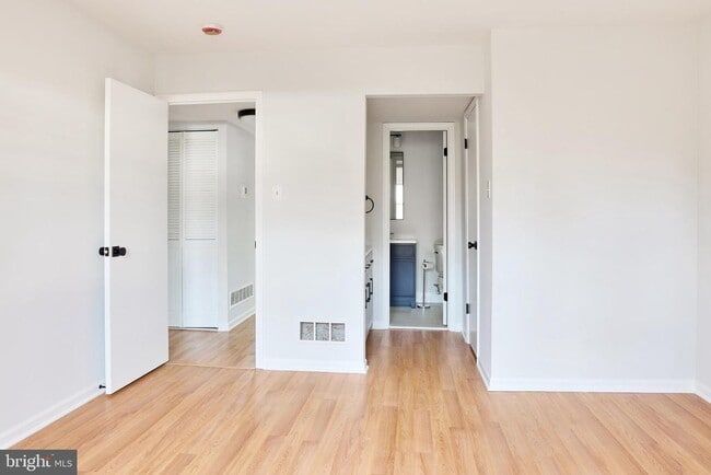 Building Photo - 737 Timber Ln