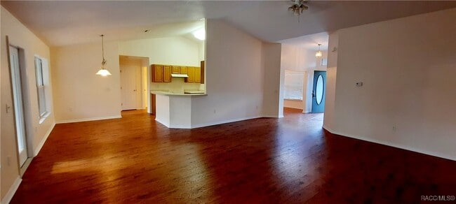 Building Photo - 9 Elder Ct W