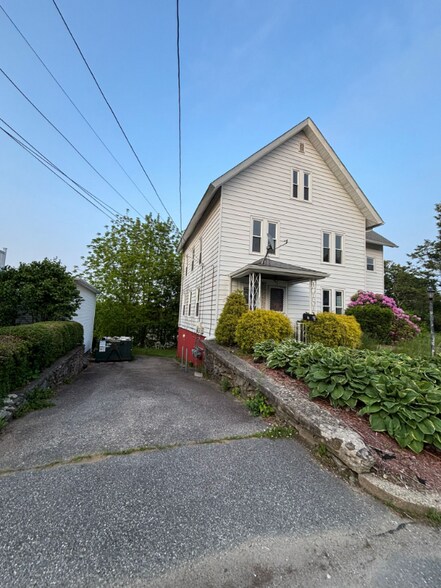 Primary Photo - 2XX Miles St
